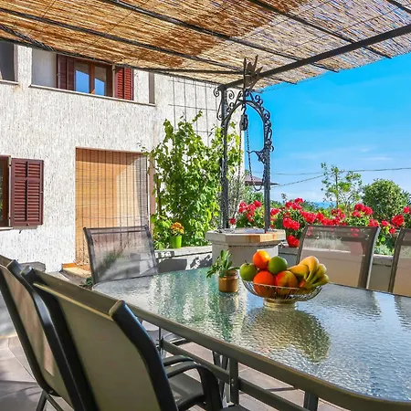 Ferienhaus Lorena By Interhome *