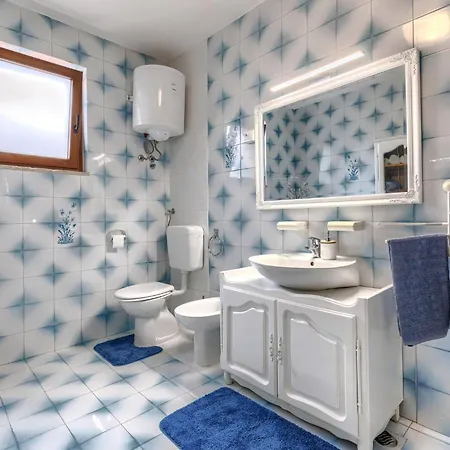 Lorena By Interhome Vikendica