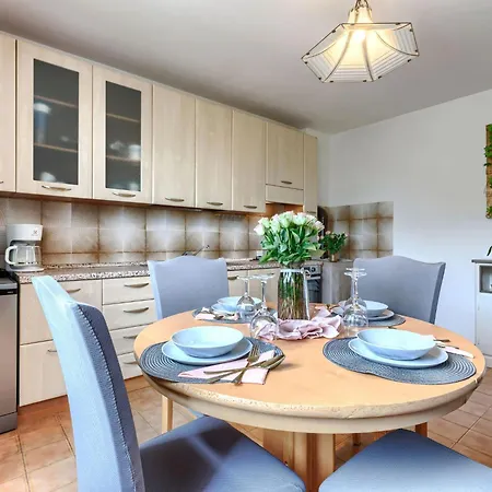 Lorena By Interhome * Rasa