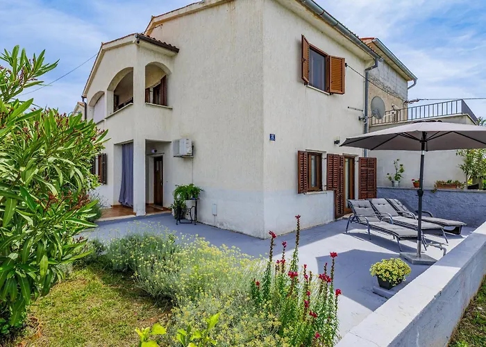 Ferienhaus Lorena By Interhome
