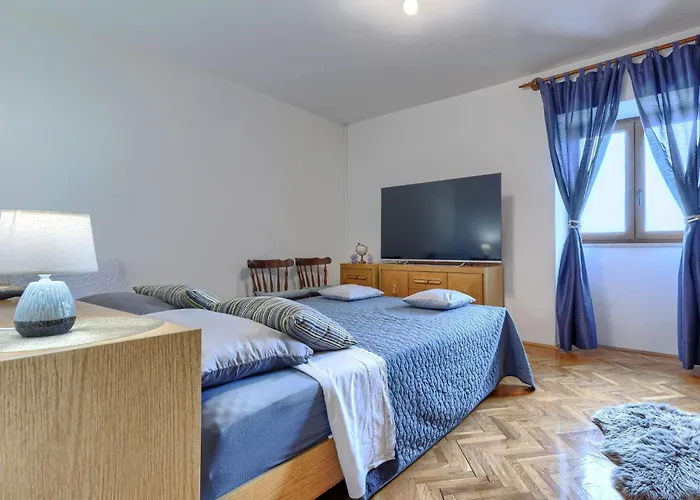 Ferienhaus Lorena By Interhome Raša