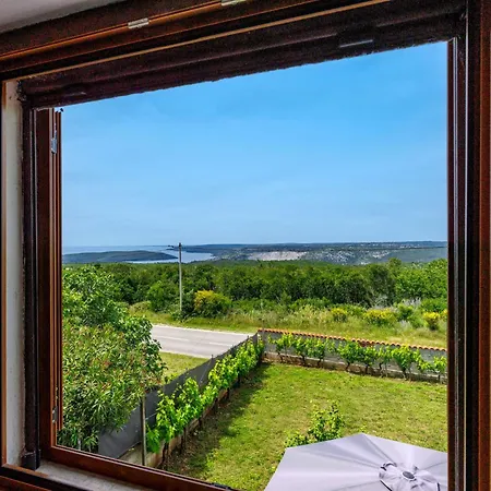 Lorena By Interhome Raša