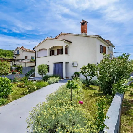 펜션 Lorena By Interhome