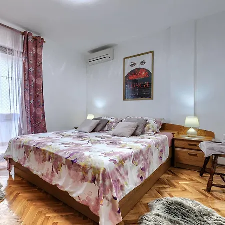 Lorena By Interhome Raša