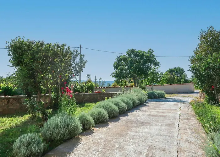 Lorena By Interhome *