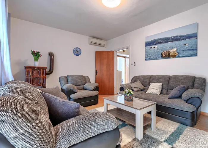 Lorena By Interhome Raša